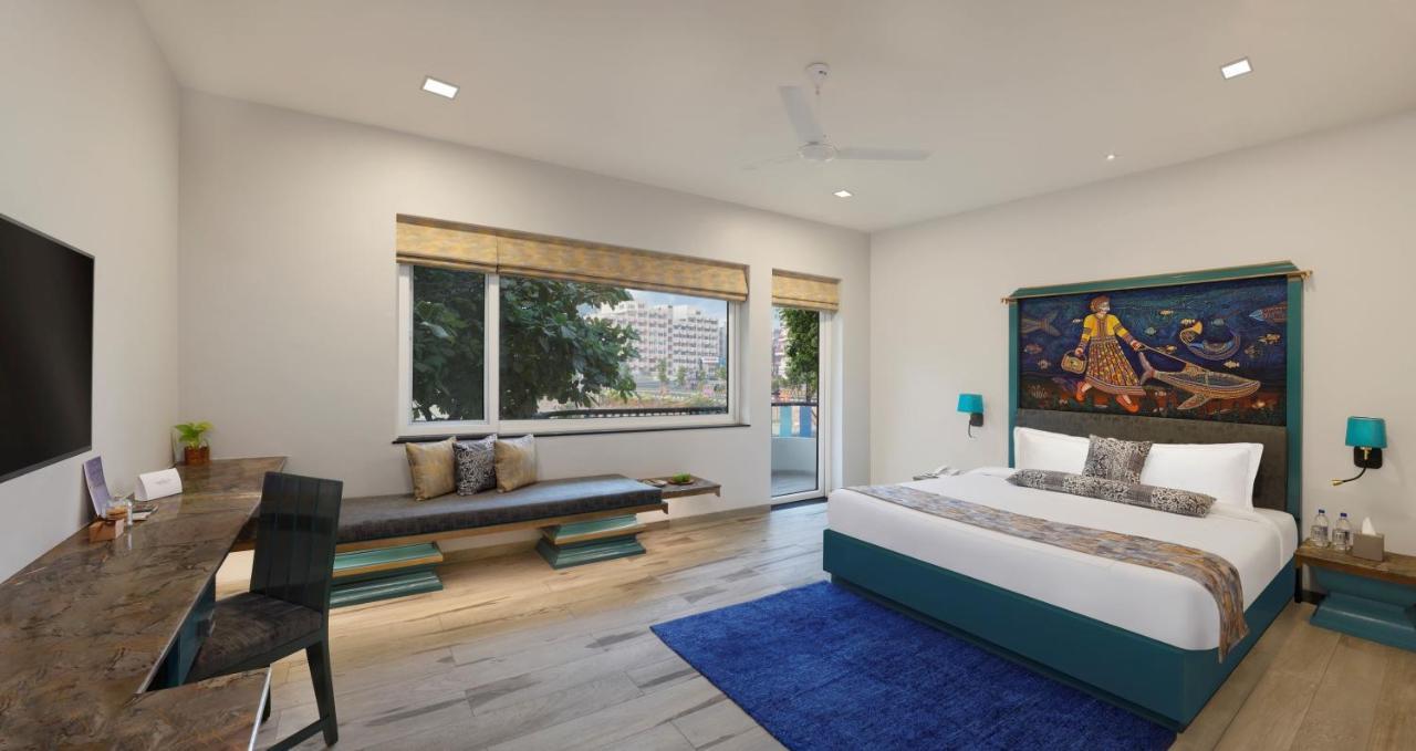 ויסאקפאטנם The Andhra Art & Craft Hotel מראה חיצוני תמונה